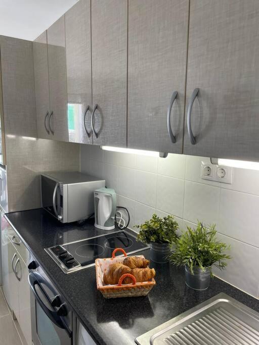Puskas Apartman Коста-де-Антигуа Экстерьер фото